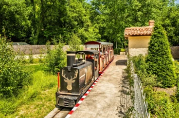 Parc de pierre brune HD 28